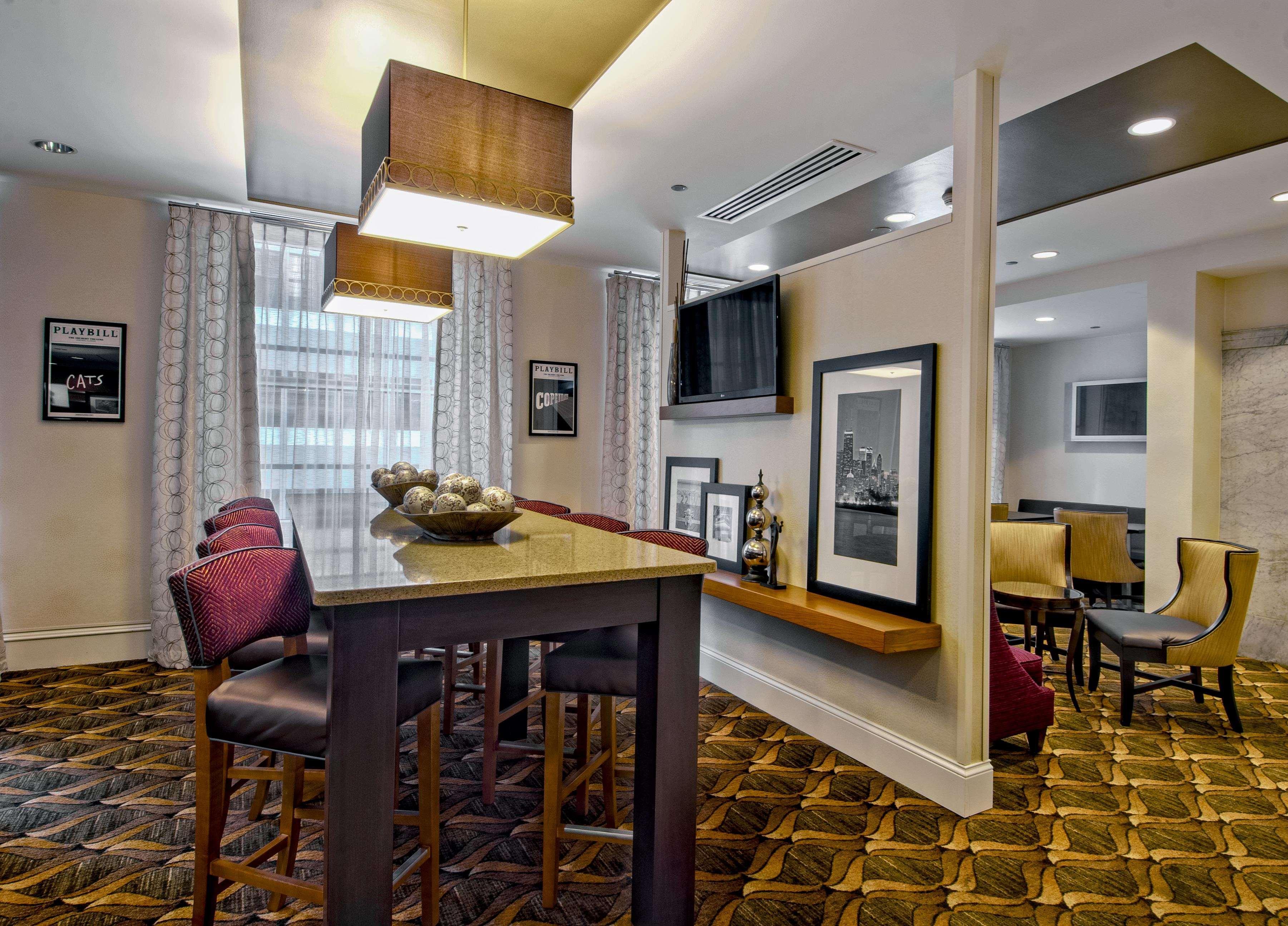 Hampton Inn Majestic Chicago Theatre District Exteriör bild